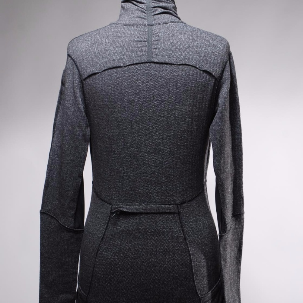 Lululemon Black Herringbone Base Runner - image 2